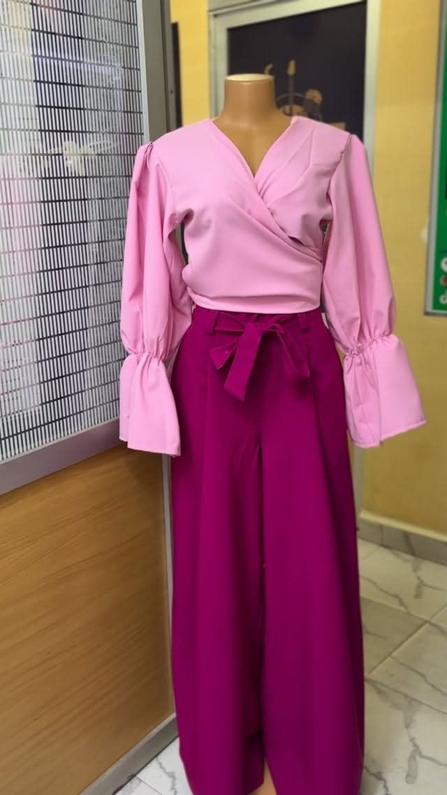 Top Available At 2500